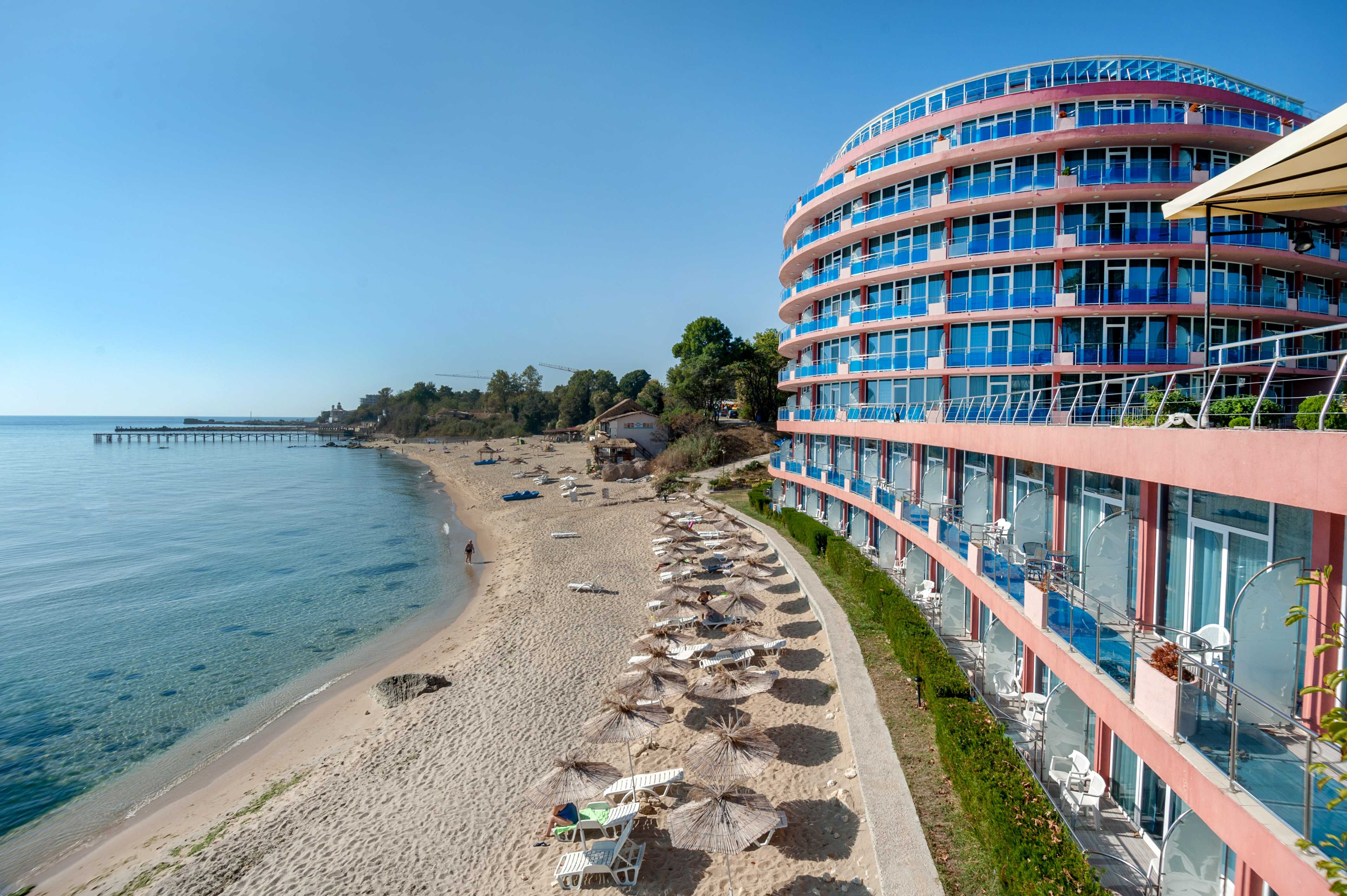 Рассказываем, как организовать отдых на курорте Равда в Болгарии Какие пляжи выбрать, какие достопримечательности посмотреть, какие отели лучше для отдыха